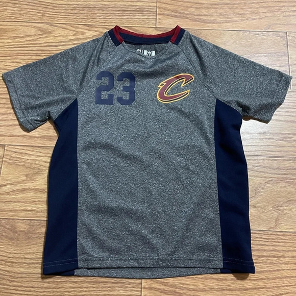 Cleveland Cavaliers Youth Shirt Small - Picture 1 of 4